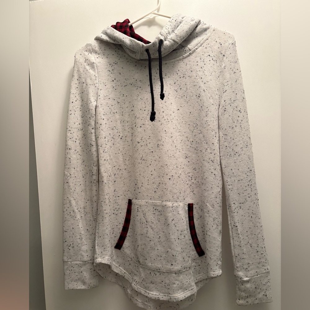 Maurice’s Speckled Hoodie Sweater